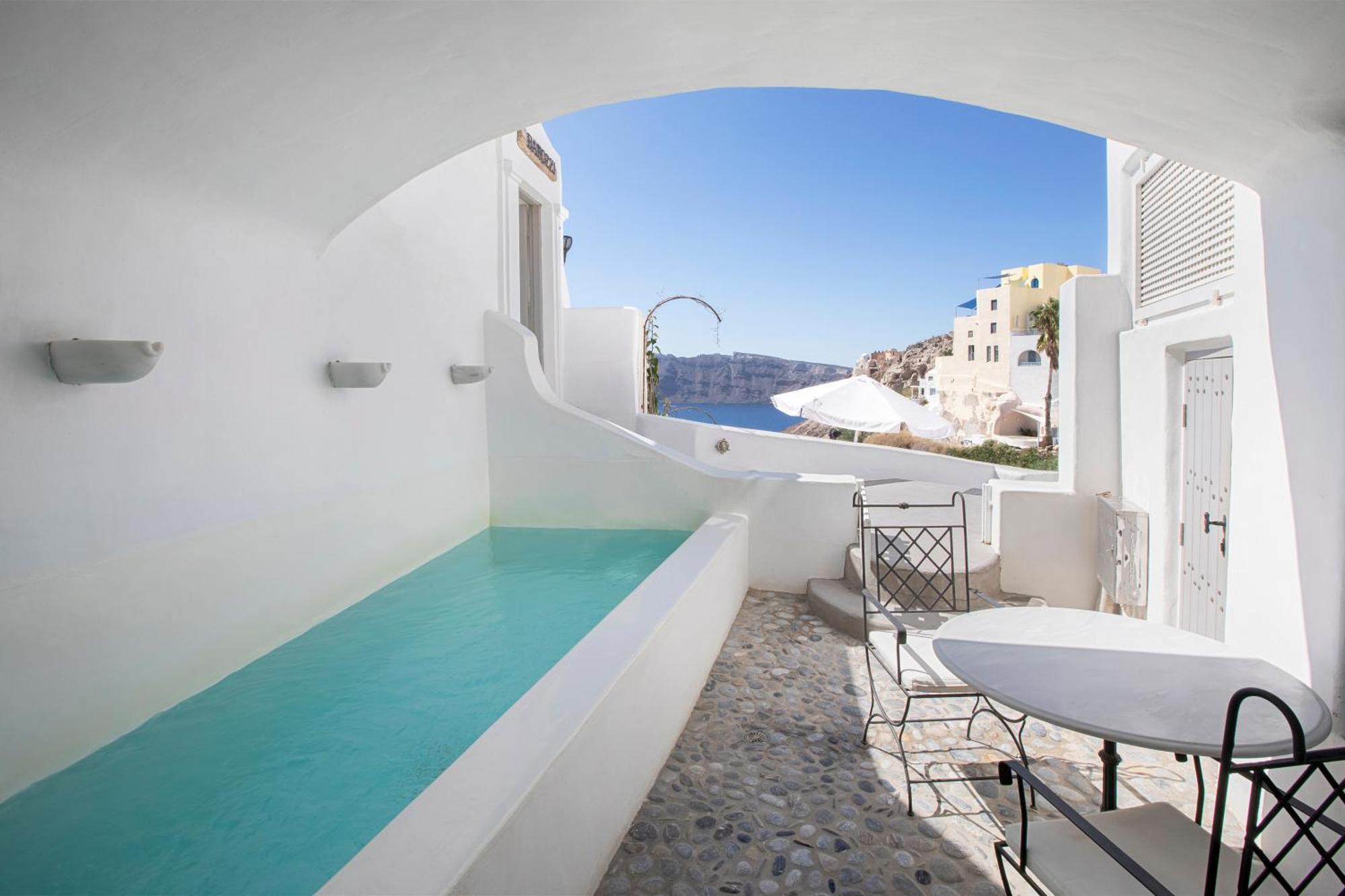 Two-Bedroom Private Pool Residence Partial Caldera View,1542520858:JPEG