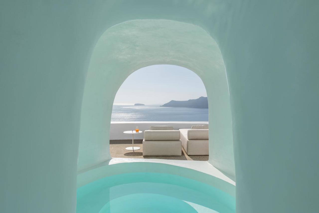 Element Suite Private Caved style Plunge Pool 180o Caldera View,982671919:JPEG